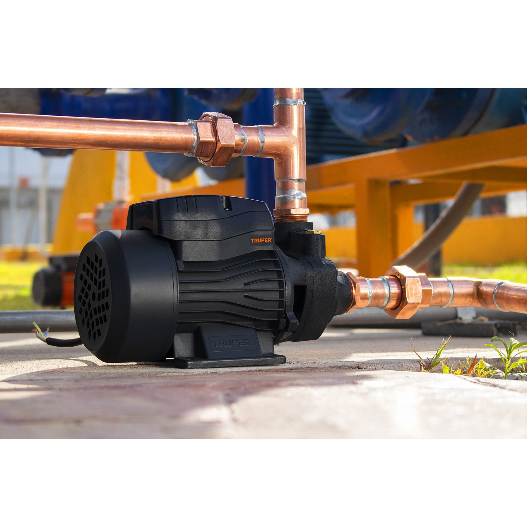 Bomba Periferica 1/2 HP Altura Maxima 40 m Truper
