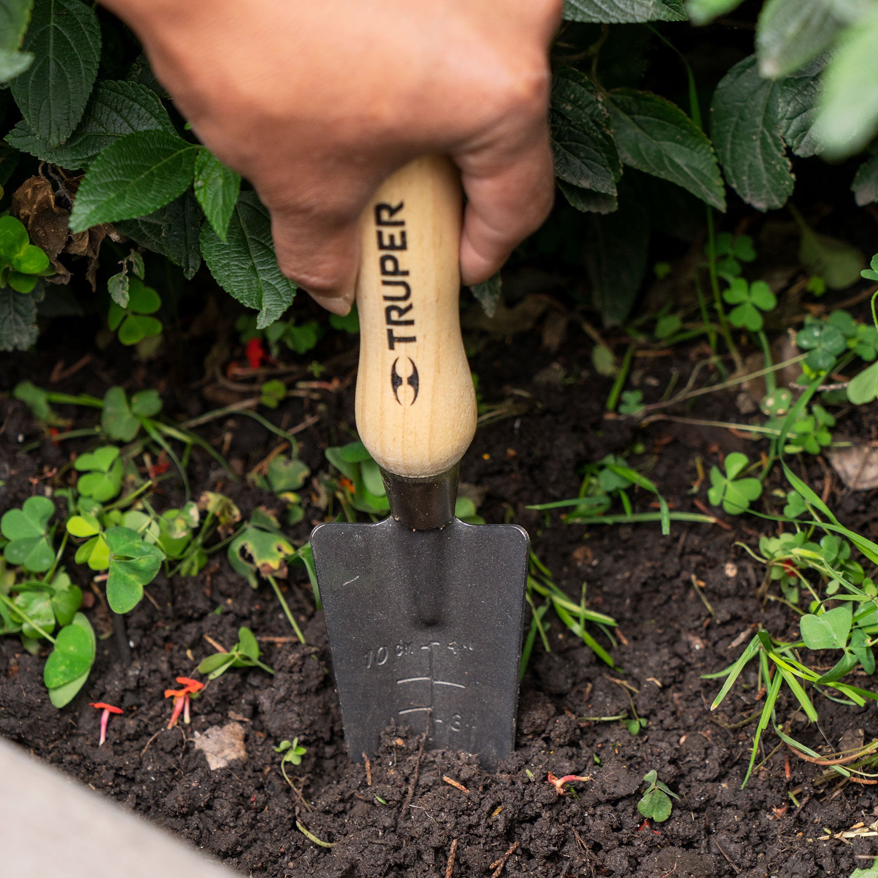 Juego de 4 Herramientas para Jardin Truper