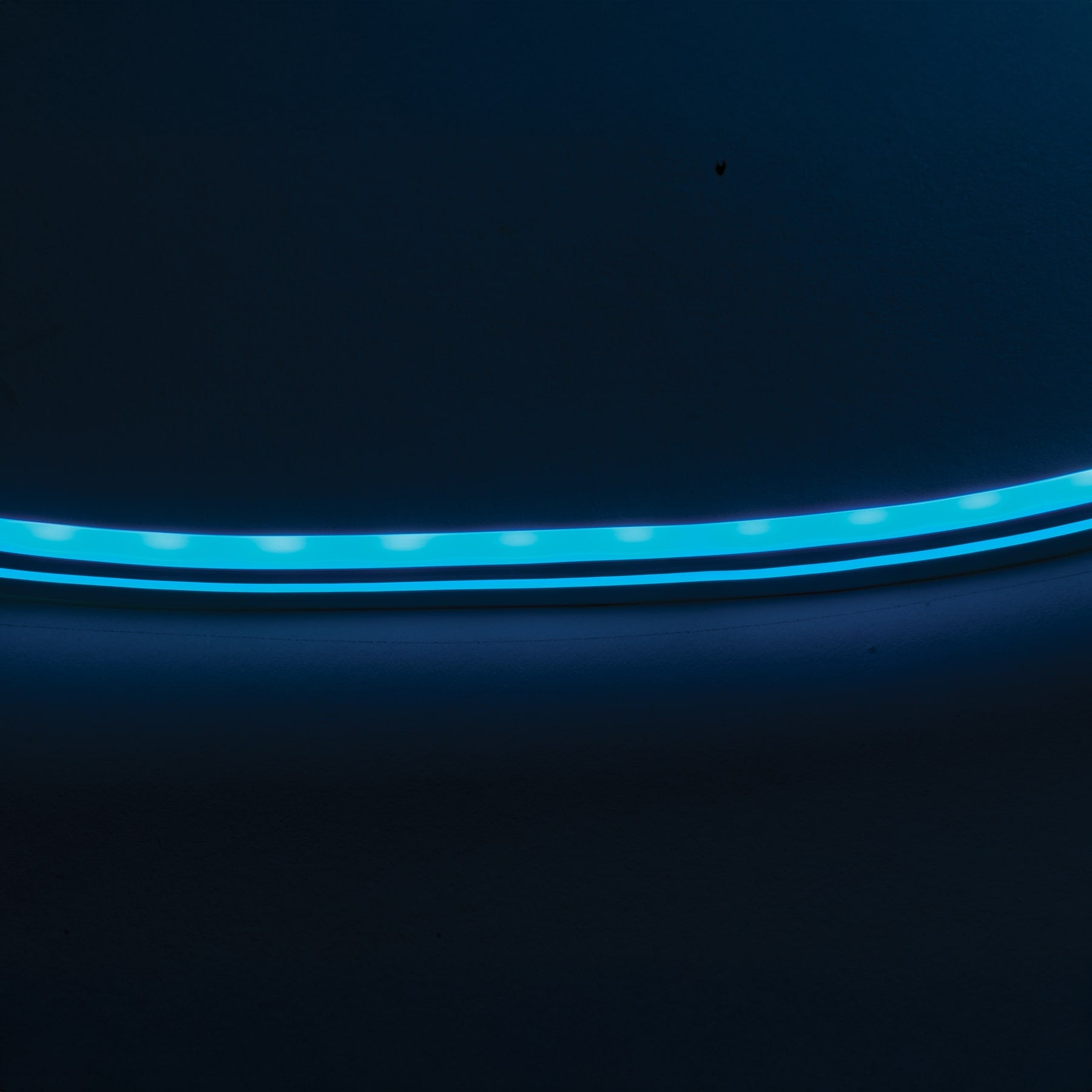 Tira Flexible de LED multicolor RGB Neon 5 mts VOLTECK